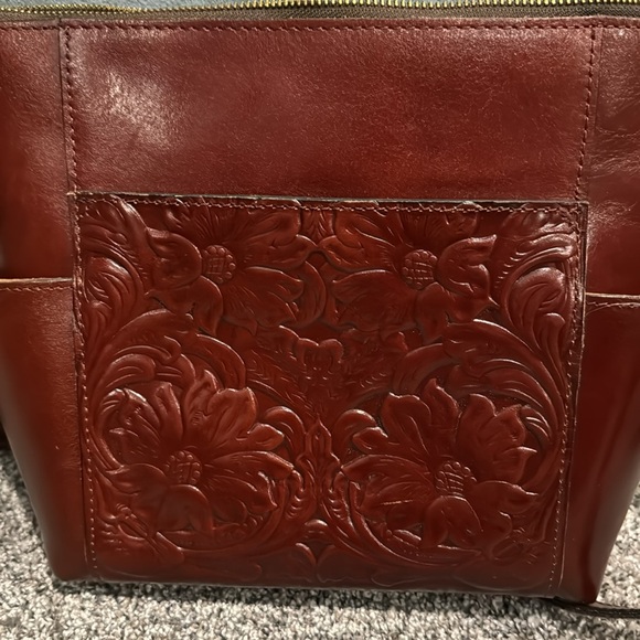 Patricia Nash cross body bag - Picture 8 of 8